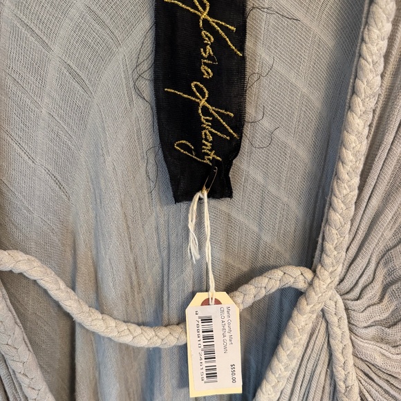 Brand New Kasia Kulenty Athena Gown - Picture 1 of 4